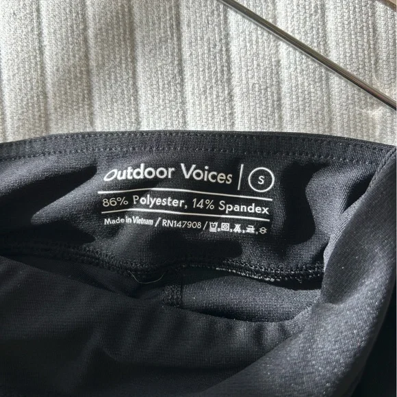 Outdoor Voices Black Court Skort Skirt - Picture 3 of 3